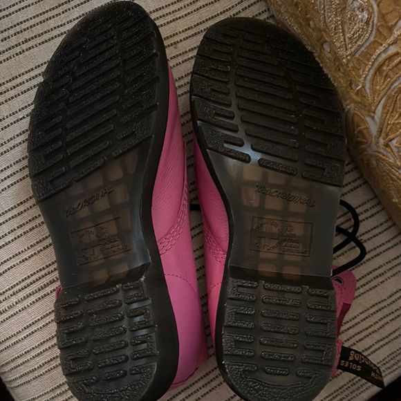 Dr. Martens Pink Leather Women's Boots - Picture 4 of 11